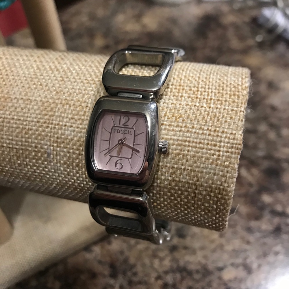 Used Fossil Watch - Picture 3 of 4